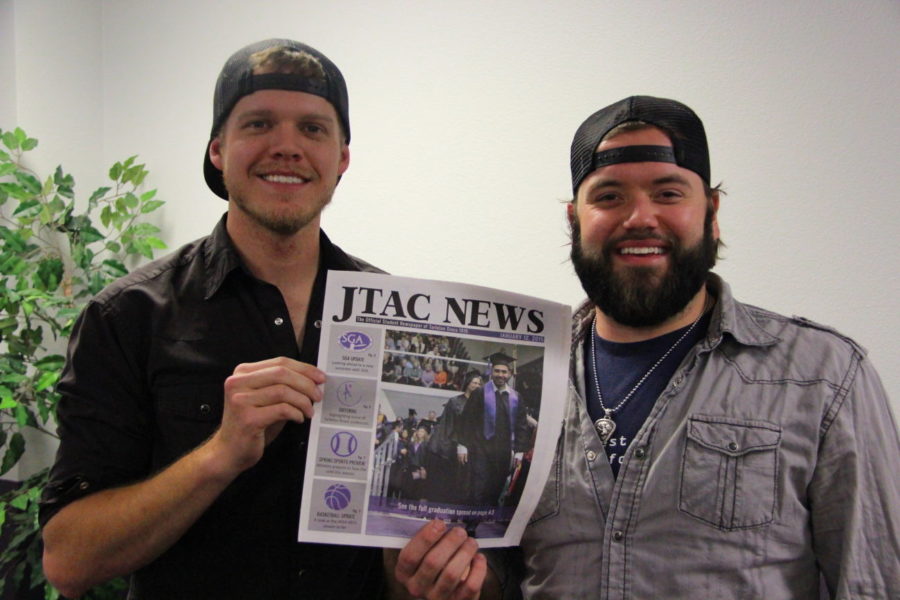Riggs (left) performed an exclusive acoustic set for Tarleton students in January.