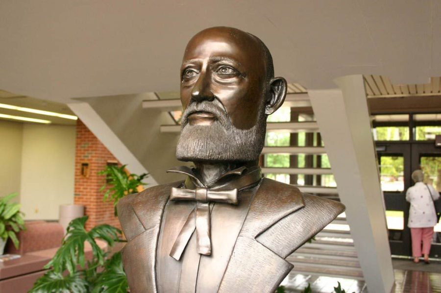 A bronze bust of Tarleton currently resides in the Administration building.