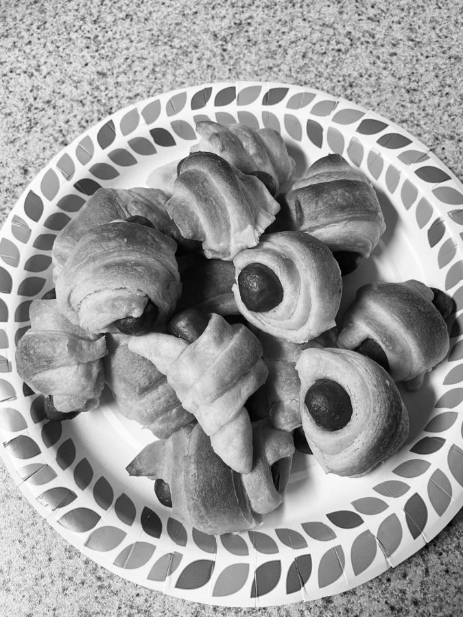 A very picked over finished product of Lit’l Smokies’ Crescent Rolls.