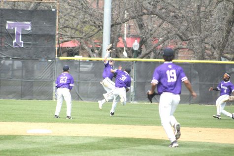 Tarleton outfielder Wade Raburn getting hit in the face by a ball on April 2, 2021 during the game against Dixie State during a collision with infielder Kemuel Thomas-Rivera.